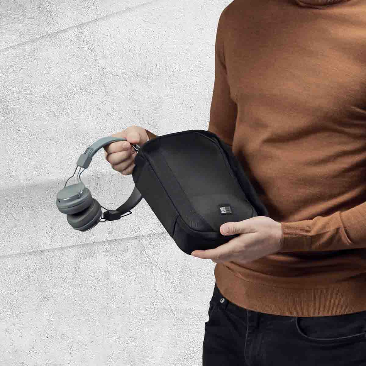 Accessoire tassen - Gebruik de Accessory Bags om al je kabels, koptelefoons en andere accesoires te beschermen en gemakkelijk mee te nemen.